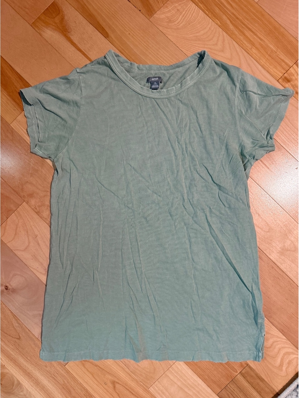 Aerie Green Cotton T-Shirt XS Casual raw Hems